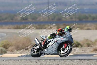 media/Oct-02-2025-Racers Edge (Thu) [[2c91cb6ab3]]/3-B Group/Session 2-Turn 14 (11am)/